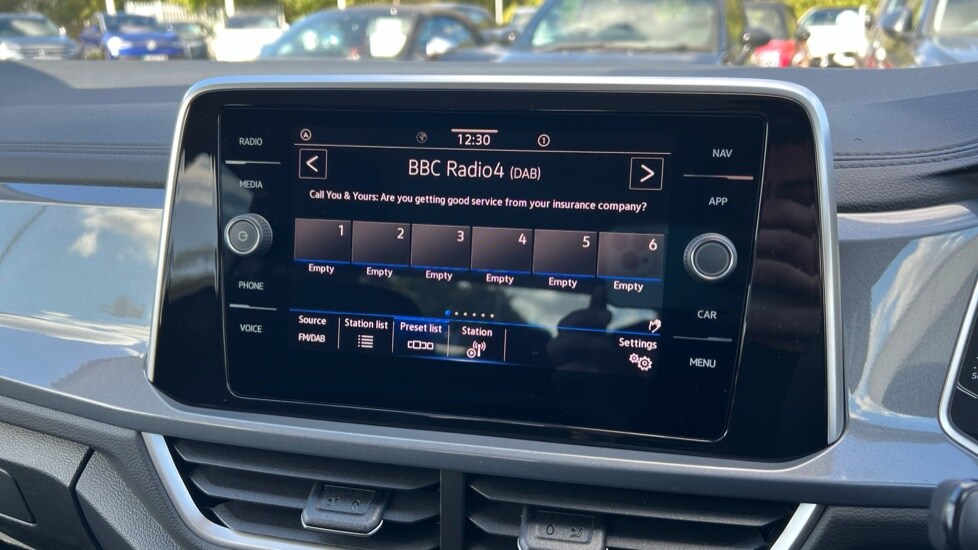 Used Volkswagen T-Roc 2025 for sale - 76870271: Photo 51