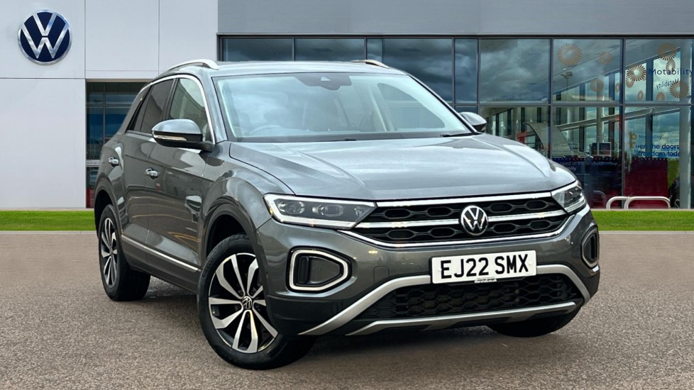 Used Volkswagen T-Roc 2022 for sale - 76487409: Photo 1
