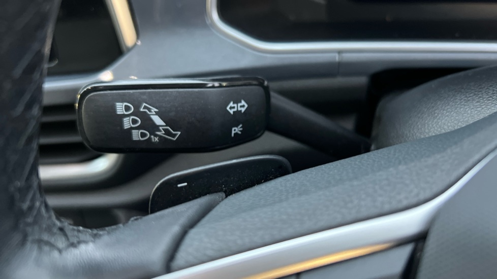 Used Volkswagen T-Roc 2022 for sale - 76487409: Photo 33