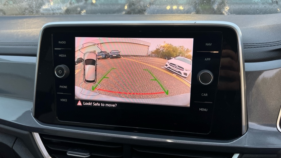 Used Volkswagen T-Roc 2022 for sale - 76487409: Photo 50