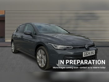 Volkswagen - Golf