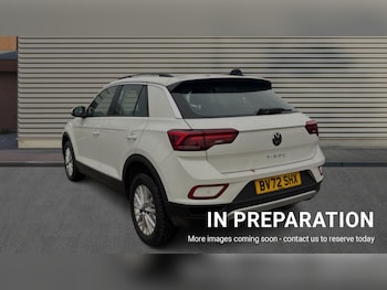 Used Volkswagen T-Roc 2022 for sale - 76881872: Photo
