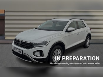 Used Volkswagen T-Roc 2022 for sale - 76881872: Photo