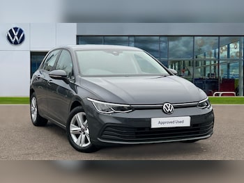 Volkswagen - Golf