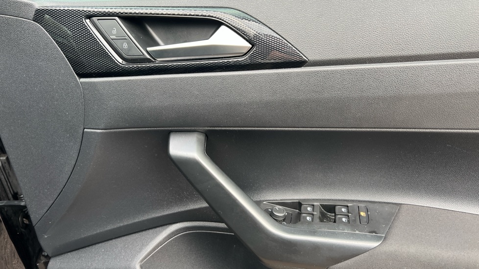 Used Volkswagen Polo 2021 for sale - 76609537: Photo 37