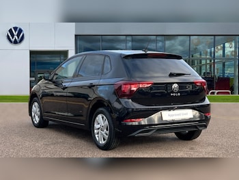 Used Volkswagen Polo 2021 for sale - 76609537: Photo