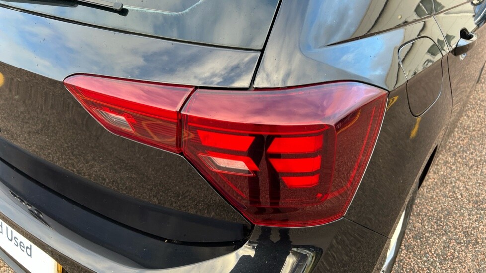 Used Volkswagen Polo 2021 for sale - 76609537: Photo 41