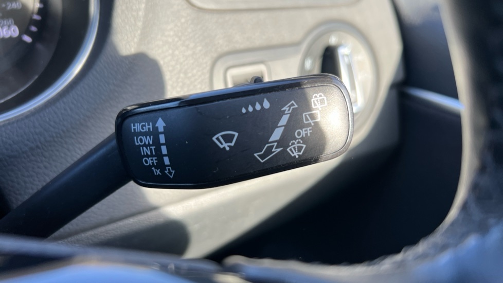 Used Volkswagen Polo 2017 for sale - 76872722: Photo 32