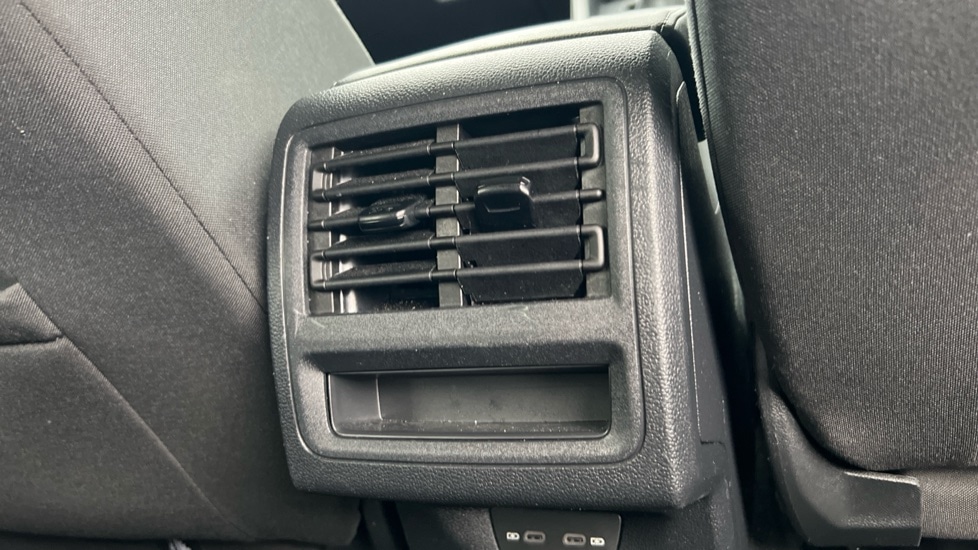 Used Volkswagen Golf 2024 for sale - 76873408: Photo 34