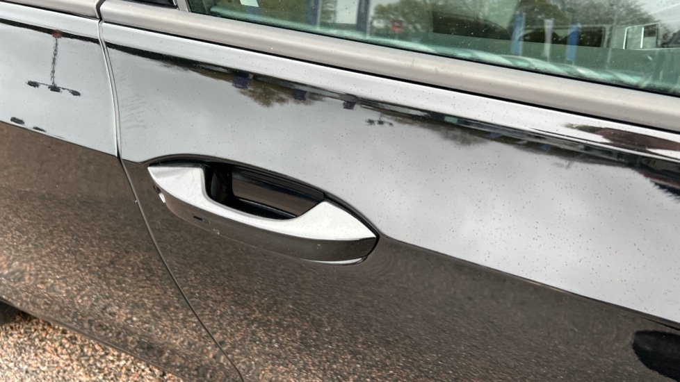 Used Volkswagen Golf 2024 for sale - 76873408: Photo 43