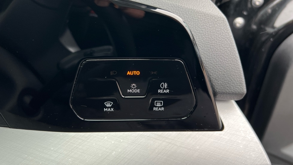 Used Volkswagen Golf 2024 for sale - 76873408: Photo 45