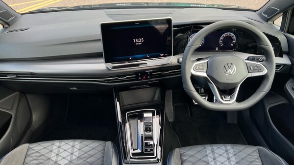 Used Volkswagen Golf 2025 for sale - 76328186: Photo 12