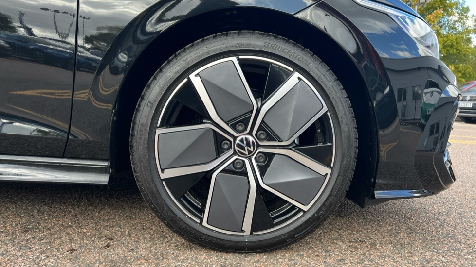 Used Volkswagen Golf 2025 for sale - 76328186: Photo 20