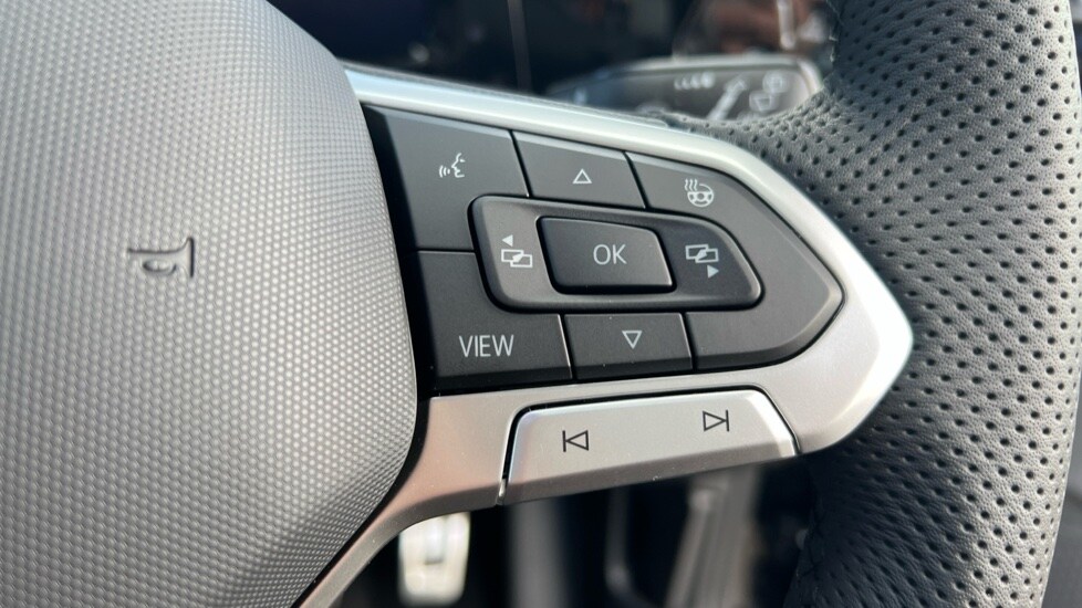 Used Volkswagen Golf 2025 for sale - 76328186: Photo 30