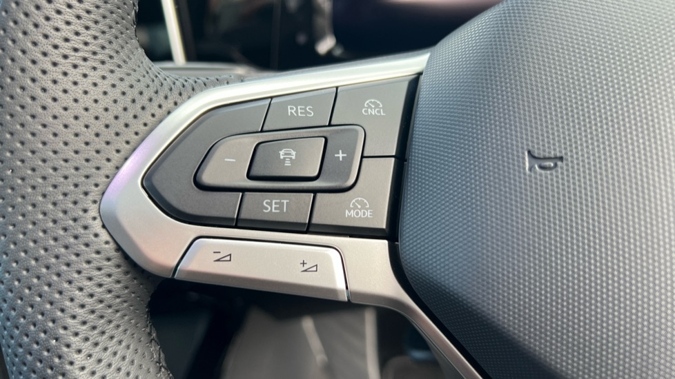 Used Volkswagen Golf 2025 for sale - 76328186: Photo 31