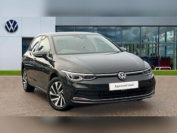 Volkswagen - Golf