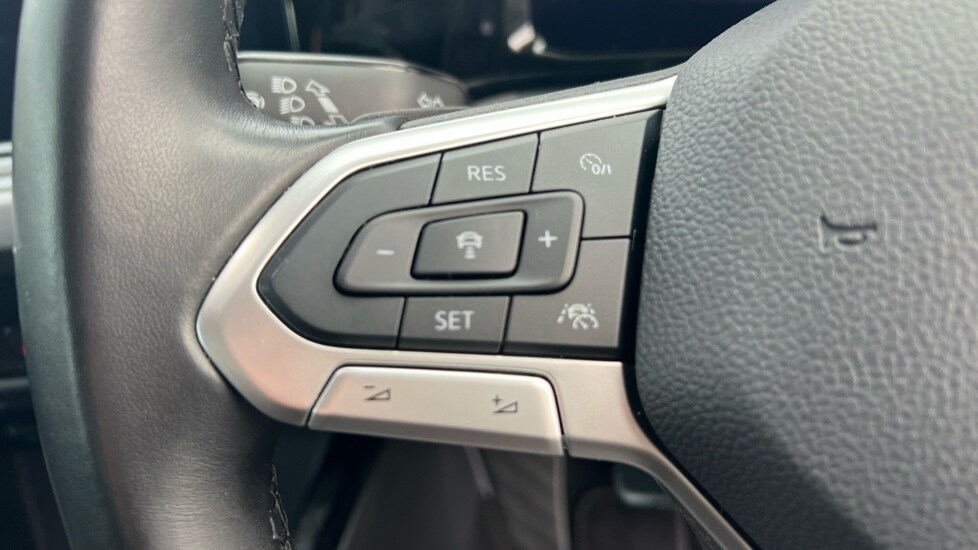 Used Volkswagen Golf 2022 for sale - 76872664: Photo 31