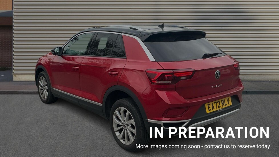 Used Volkswagen T-Roc 2023 for sale - 76067110: Photo 2