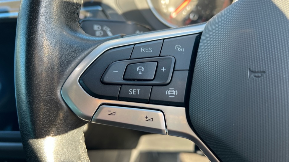 Used Volkswagen Tiguan 2022 for sale - 76873488: Photo 31