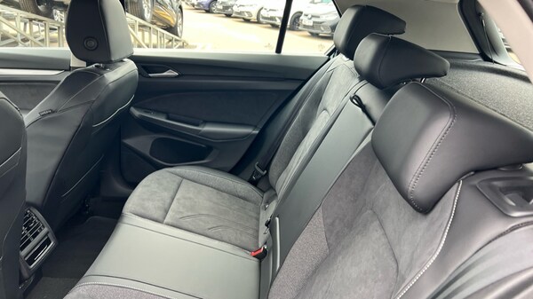 Used Volkswagen Golf 2025 for sale - 76328158: Photo 15