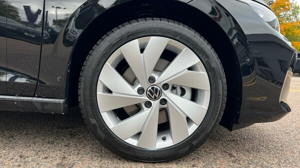 Used Volkswagen Golf 2025 for sale - 76328158: Photo 20