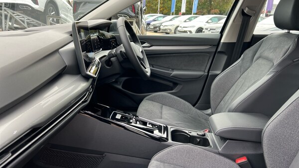 Used Volkswagen Golf 2025 for sale - 76328158: Photo 28