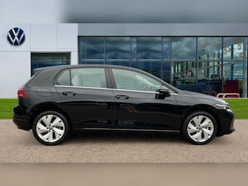 Used Volkswagen Golf 2025 for sale - 76328158: Photo 4