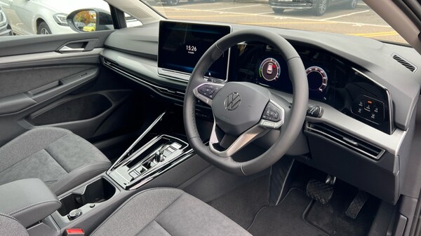 Used Volkswagen Golf 2025 for sale - 76328158: Photo 6