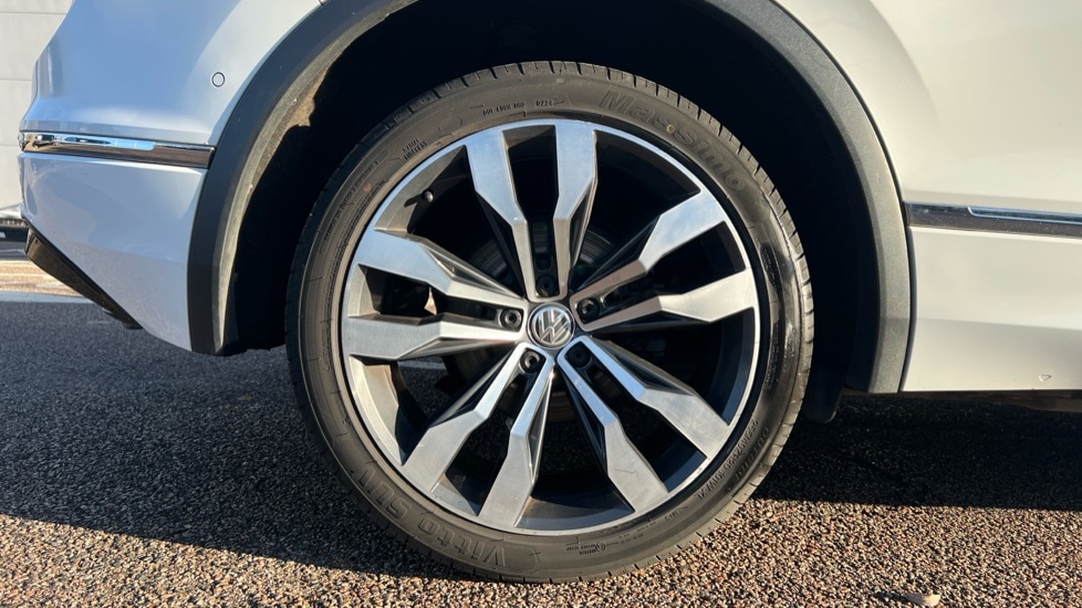 Used Volkswagen Tiguan 2020 for sale - 76873174: Photo 5