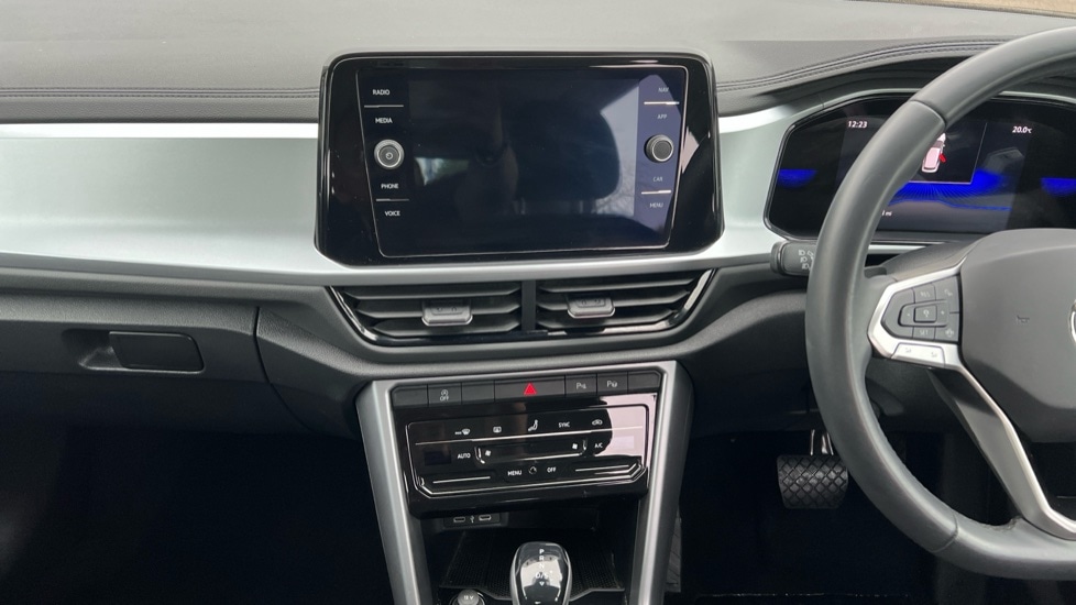 Used Volkswagen T-Roc 2023 for sale - 76096057: Photo 13