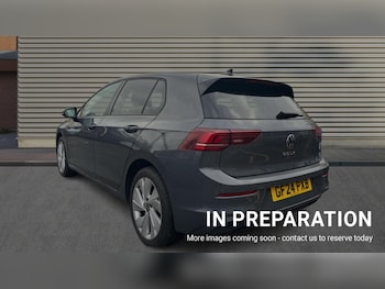 Used Volkswagen Golf 2024 for sale - 76901419: Photo