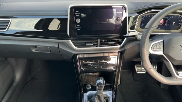 Used Volkswagen T-Roc 2025 for sale - 76328119: Photo 13