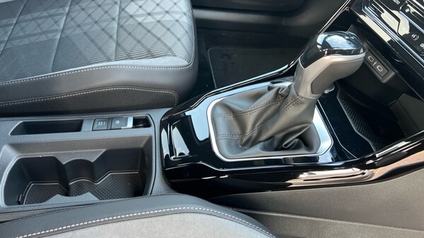Used Volkswagen T-Roc 2025 for sale - 76328119: Photo 35