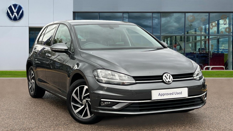 Used Volkswagen Golf 2019 for sale - 76428128: Photo 1
