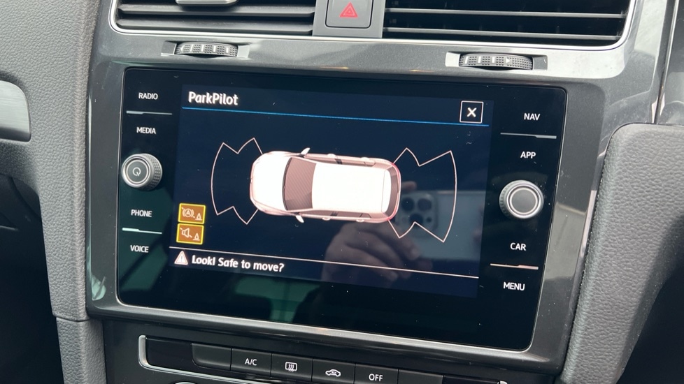 Used Volkswagen Golf 2019 for sale - 76428128: Photo 22