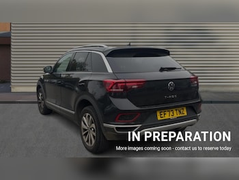 Used Volkswagen T-Roc 2024 for sale - 76297618: Photo 2