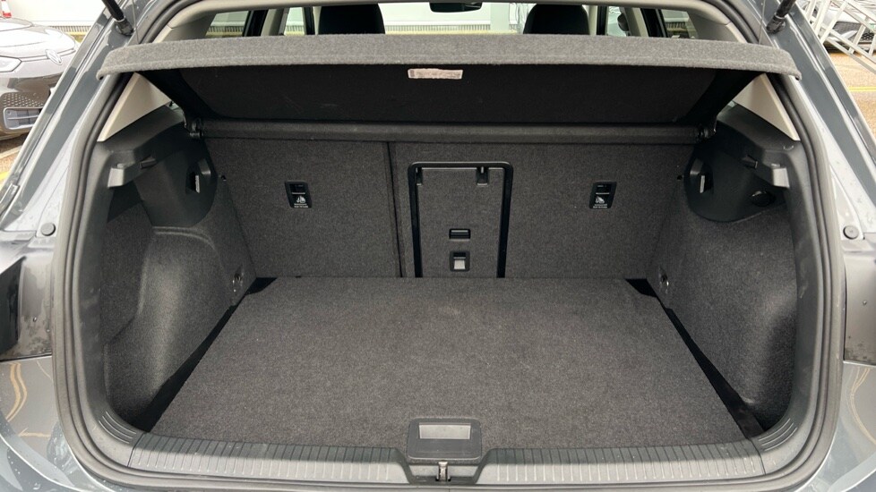Used Volkswagen Golf 2024 for sale - 77057785: Photo 16