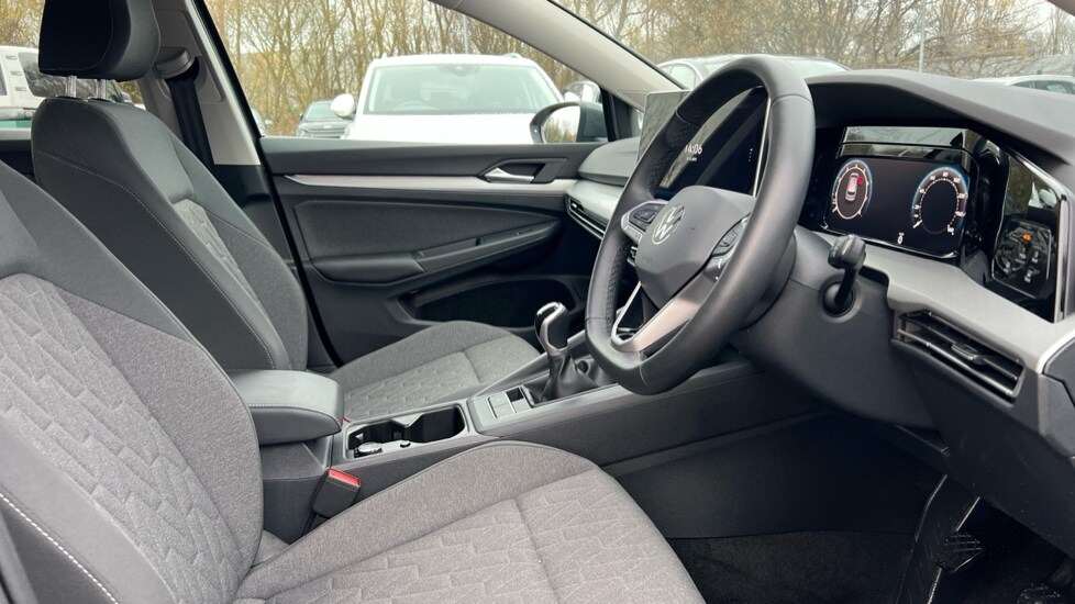 Used Volkswagen Golf 2024 for sale - 77057785: Photo 26