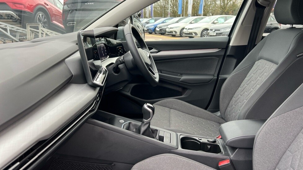 Used Volkswagen Golf 2024 for sale - 77057785: Photo 28