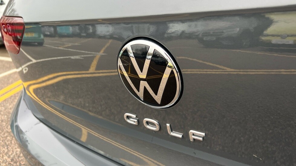 Used Volkswagen Golf 2024 for sale - 77057785: Photo 40