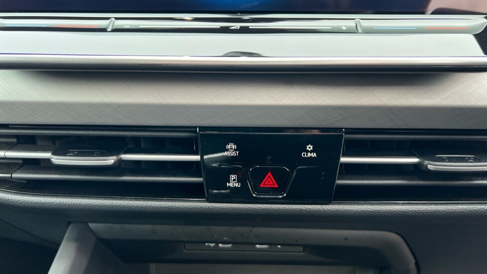 Used Volkswagen Golf 2024 for sale - 77057785: Photo 48