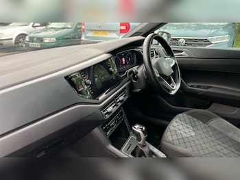Used Volkswagen Polo 2023 for sale - 76086811: Photo