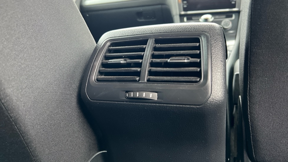 Used Volkswagen Golf 2019 for sale - 76869514: Photo 34