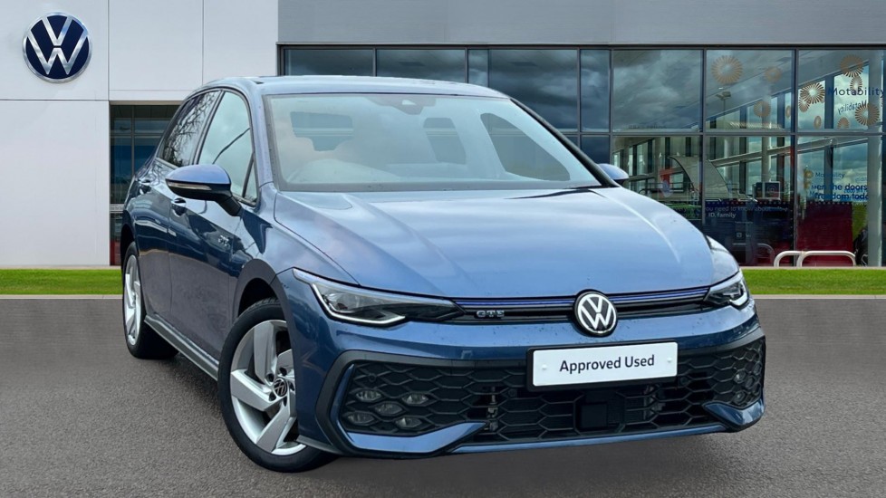 Used Volkswagen Golf 2025 for sale - 76873419: Photo 1