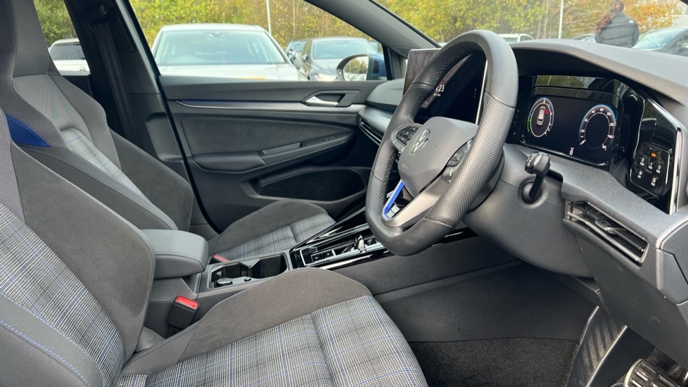 Used Volkswagen Golf 2025 for sale - 76873419: Photo 26