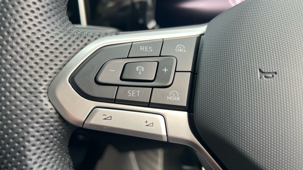 Used Volkswagen Golf 2025 for sale - 76873419: Photo 31