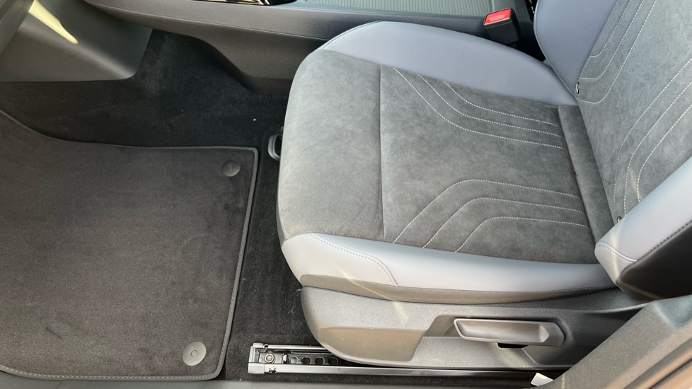 Used Volkswagen ID.5 2025 for sale - 76870236: Photo 39