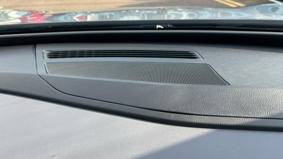 Used Volkswagen ID.5 2025 for sale - 76870236: Photo 41