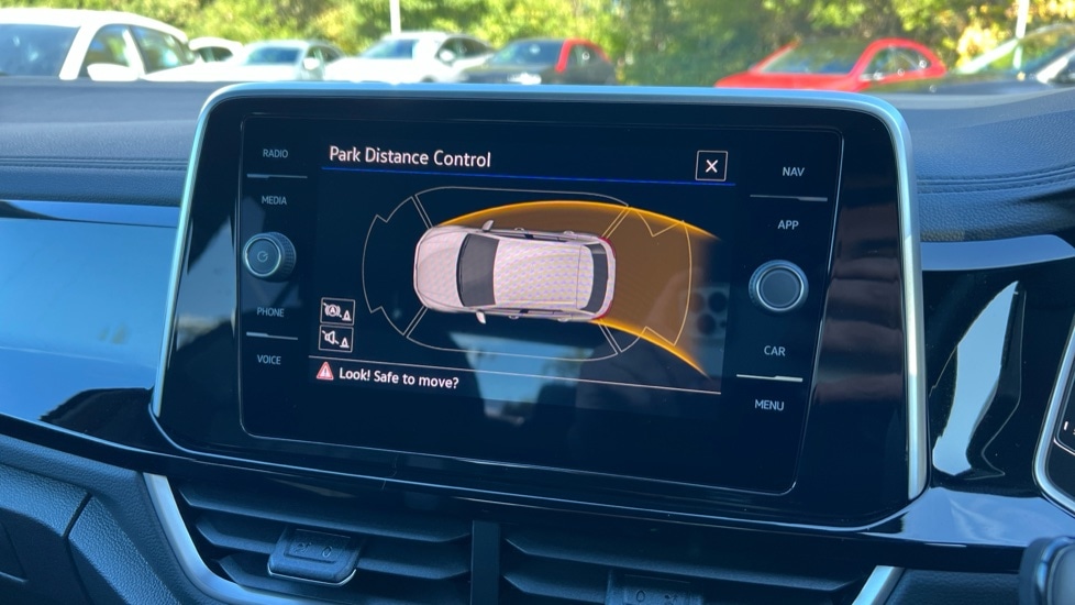 Used Volkswagen T-Roc 2025 for sale - 76870283: Photo 22