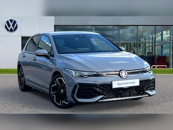 Used Volkswagen Golf 2024 for sale - 76074490: Photo
